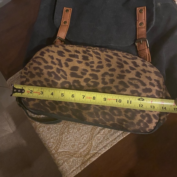 Denim animal print backpack - Picture 5 of 8